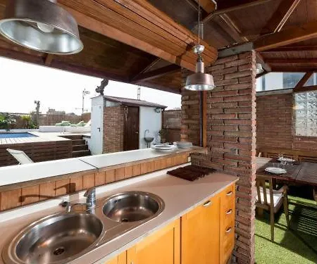 Ab Parc Guell Luxury 65 Opiniones ホテル バルセロナ